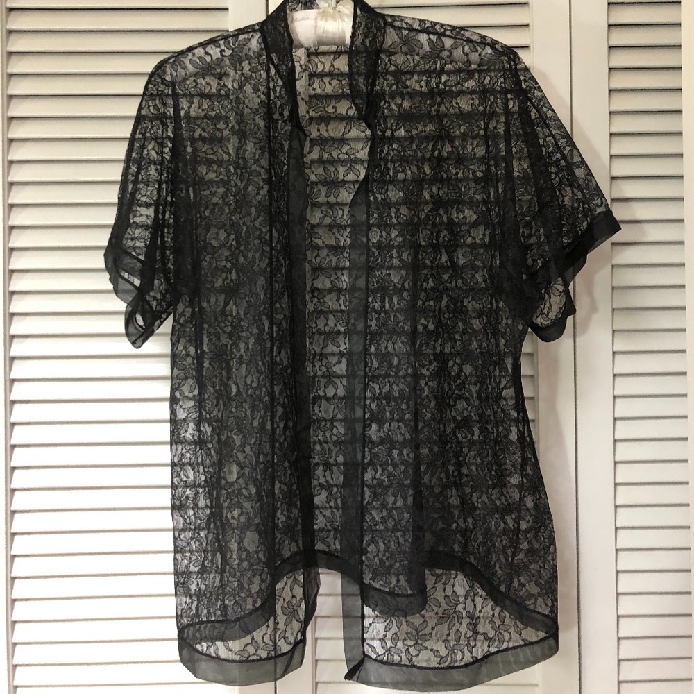 Beautiful Vintage 1960s Black Lace Bed Jacket Medium